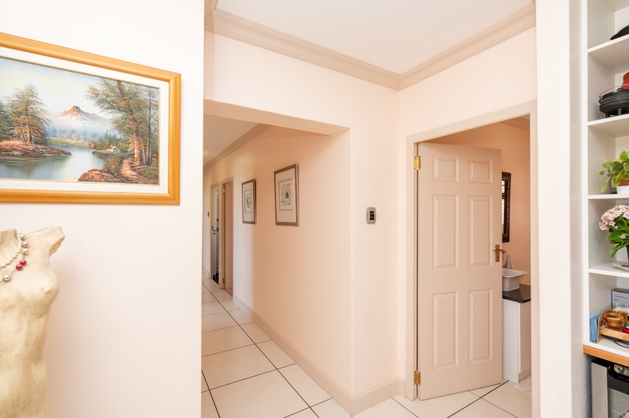 4 Bedroom Property for Sale in Myburgh Park Western Cape